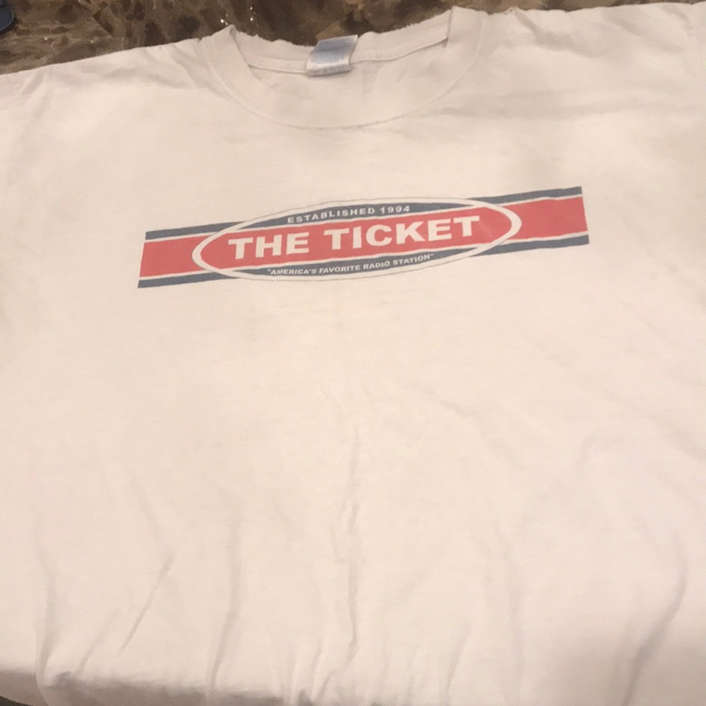 Vintage ‘ The Ticket ‘ radio station white tshirt